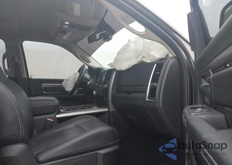 2017 Ram 1500 из США, поврежденный, VIN 1C6RR7MT9HS749526